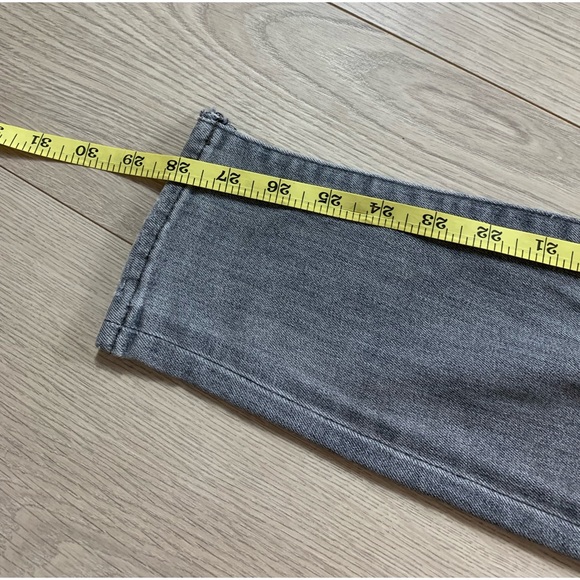 Madewell Grey 9” High Riser Skinny Skinny Jeans - Picture 16 of 16